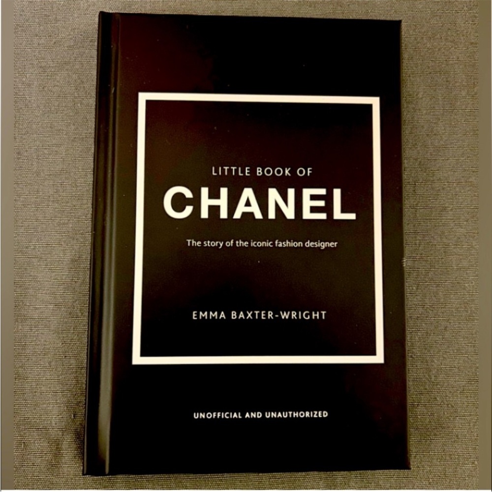Mini Book CHANEL Decorative